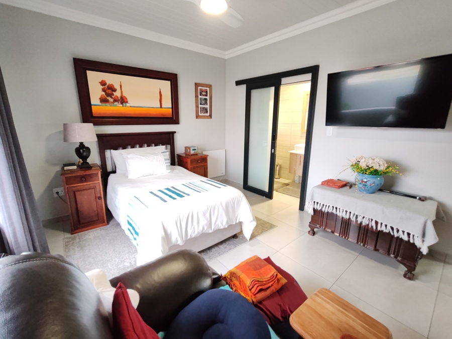 3 Bedroom Property for Sale in Avonddans Western Cape